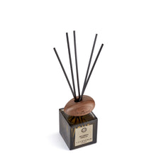 Load image into Gallery viewer, Bourbon Vanilla - 250ml diffuser with wood nut in an elegant gift box
